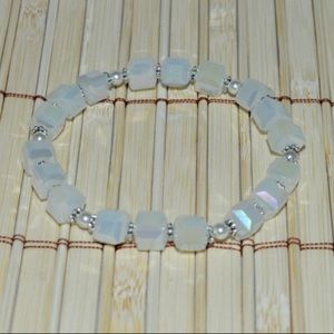 White 10mm Crystal Cube Beaded Stretch Bracelet